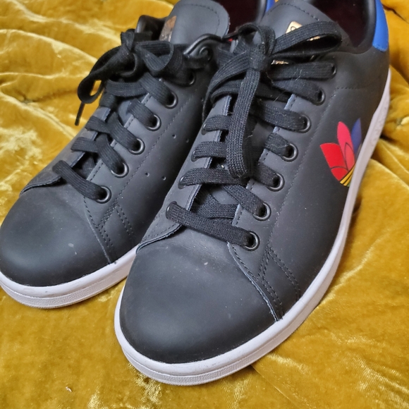 Adidas Multi Colorful Trefoil Womens Stan Smith 8.5 EUC - Picture 5 of 5